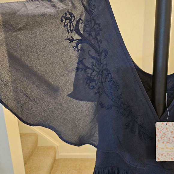 Women's Free People NWT Fiona Midnight Navy Embroidered High Low Wrap Dress M - Picture 5 of 10